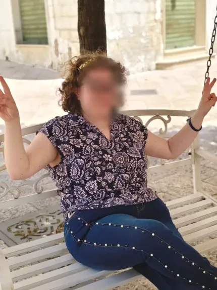 Anna, 27