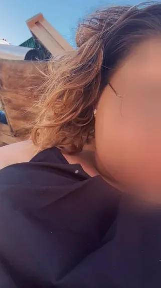 Astrid, 27