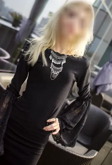 Barbara, 25