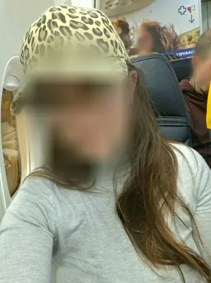 Carina, 33