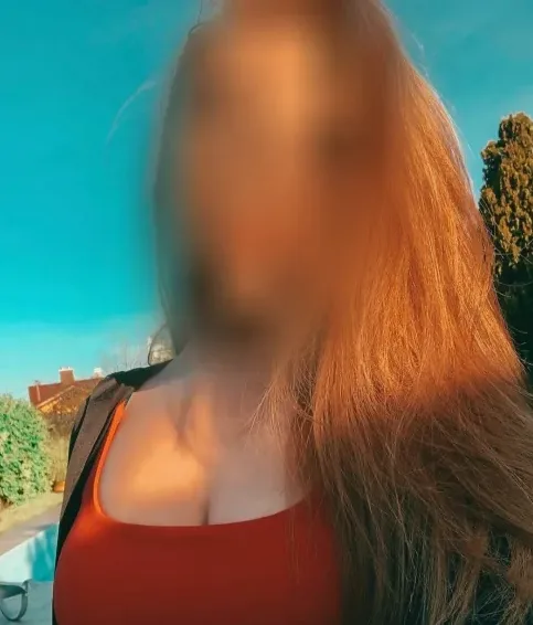 Emma, 34