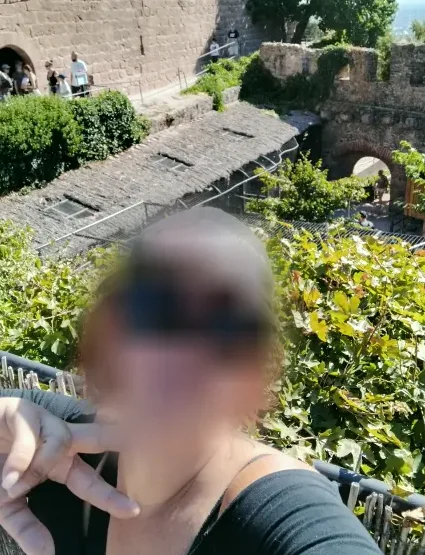 Isabella, 38