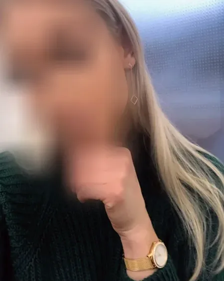 Jovana, 24
