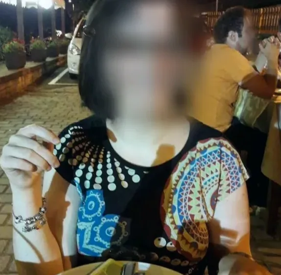 Marina, 32