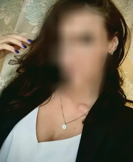 Melanie, 33