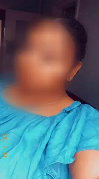 Nikolina, 29