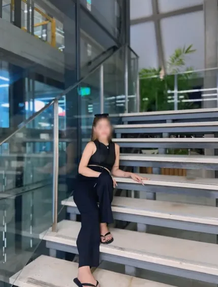Tijana, 23