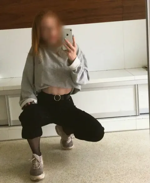 Viktoria, 36